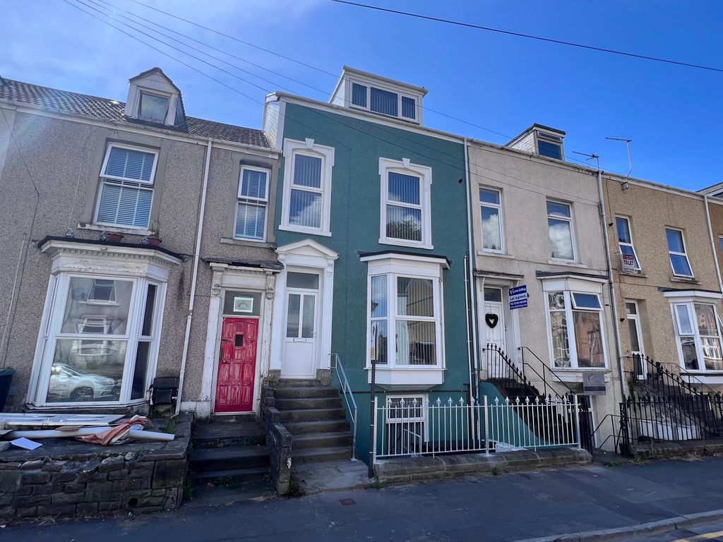 6 bed barn conversion for sale in King Edwards Road, Brynmill, Swansea