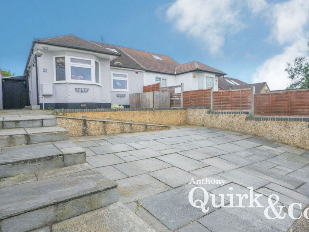 3 bed semidetached bungalow for sale in Chalk Pit Avenue, Orpington