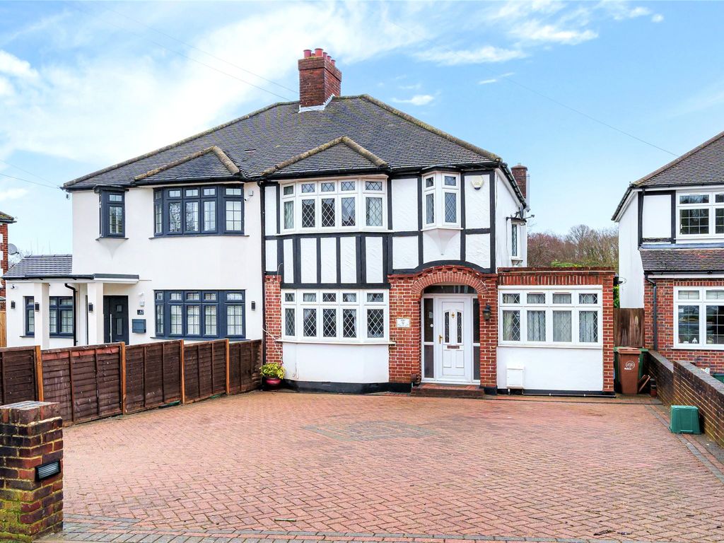 4 bed semidetached house for sale in Carleton Avenue, Wallington SM6