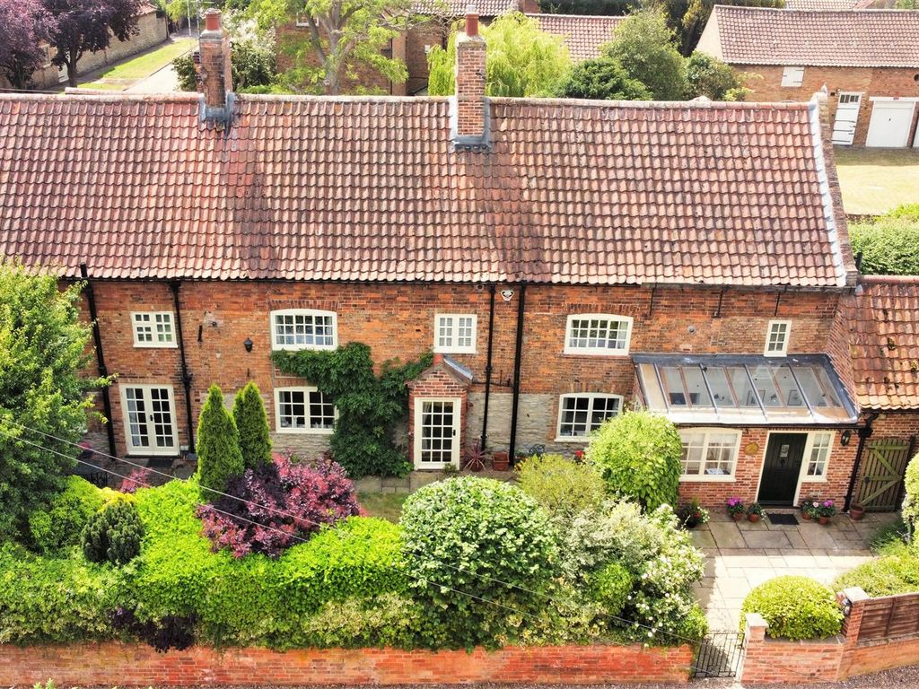 5 bed detached house for sale in Maltkiln Cottage, Low Street