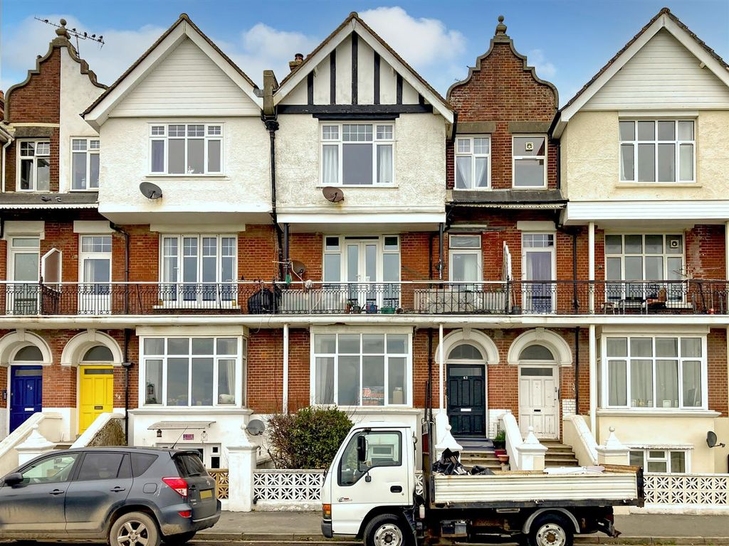 1 bed flat for sale in South Terrace, Littlehampton BN17 Zoopla