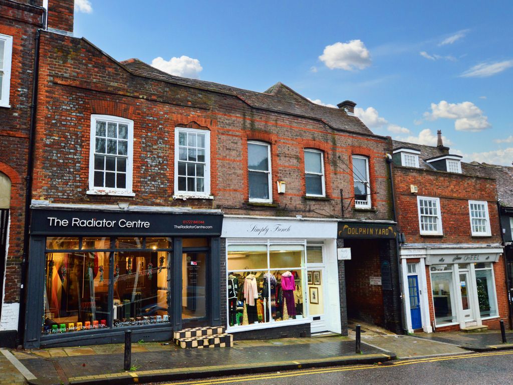 2 bed flat to rent in Holywell Hill, St Albans AL1, £1,450 pcm Zoopla