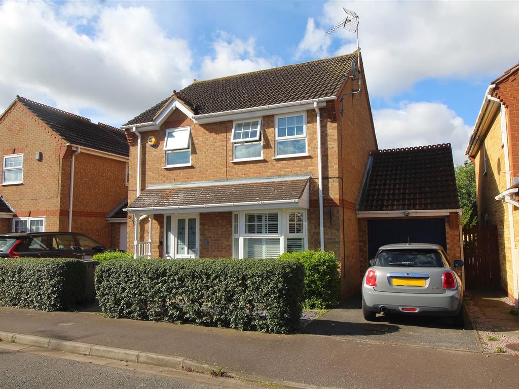 3 bed detached house for sale in Westminster Gardens, Eye, Peterborough