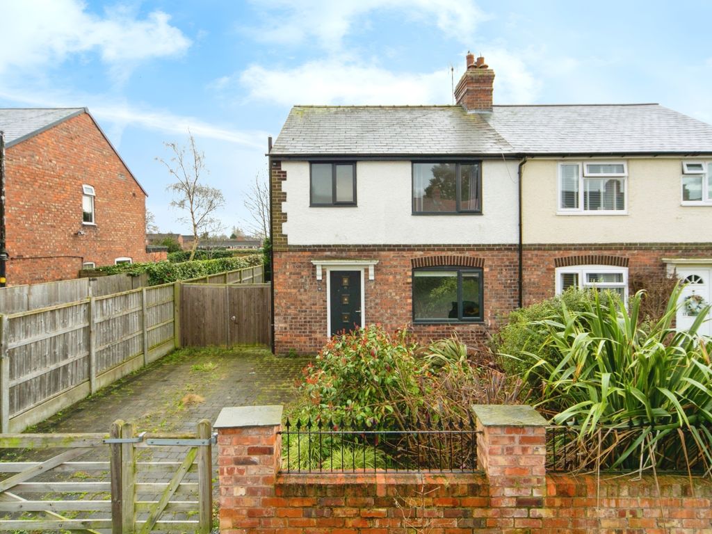 3 bed semidetached house for sale in Salisbury Avenue, Saltney