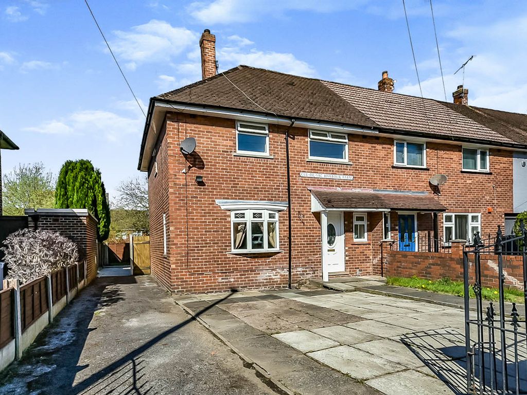 3 bed terraced house to rent in Harbour Farm Road, Hyde, Greater