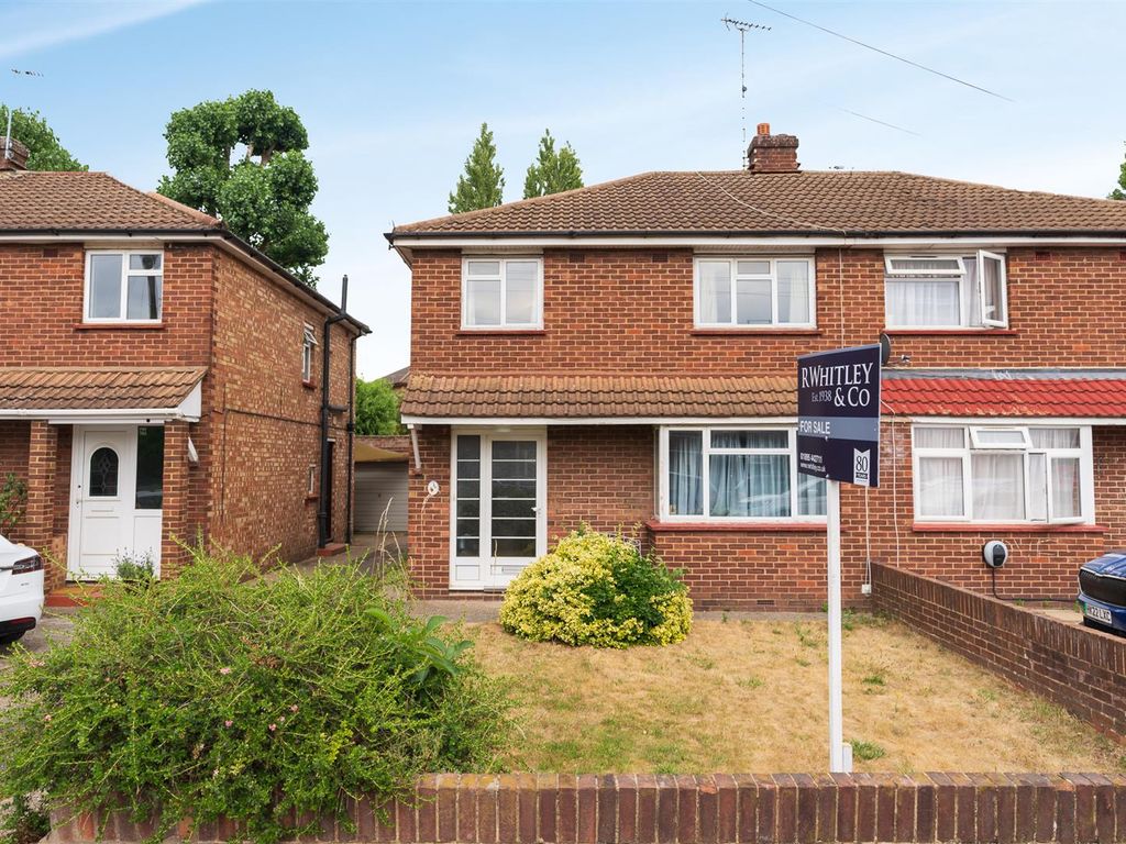3 bed semidetached house for sale in Fairway Avenue, West Drayton UB7