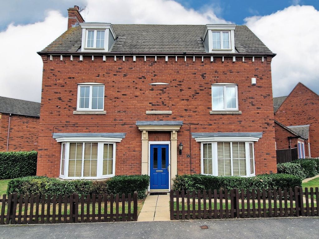 5 bed detached house for sale in Long Meadow Drive, Hinckley