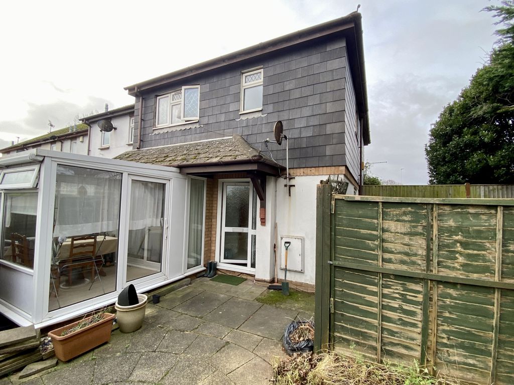 1 bed mews house for sale in Pevensey Bay Road, Eastbourne, East Sussex