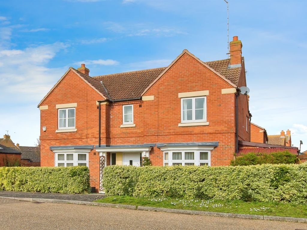 4 bed detached house for sale in Tudor Avenue, Hampton Vale