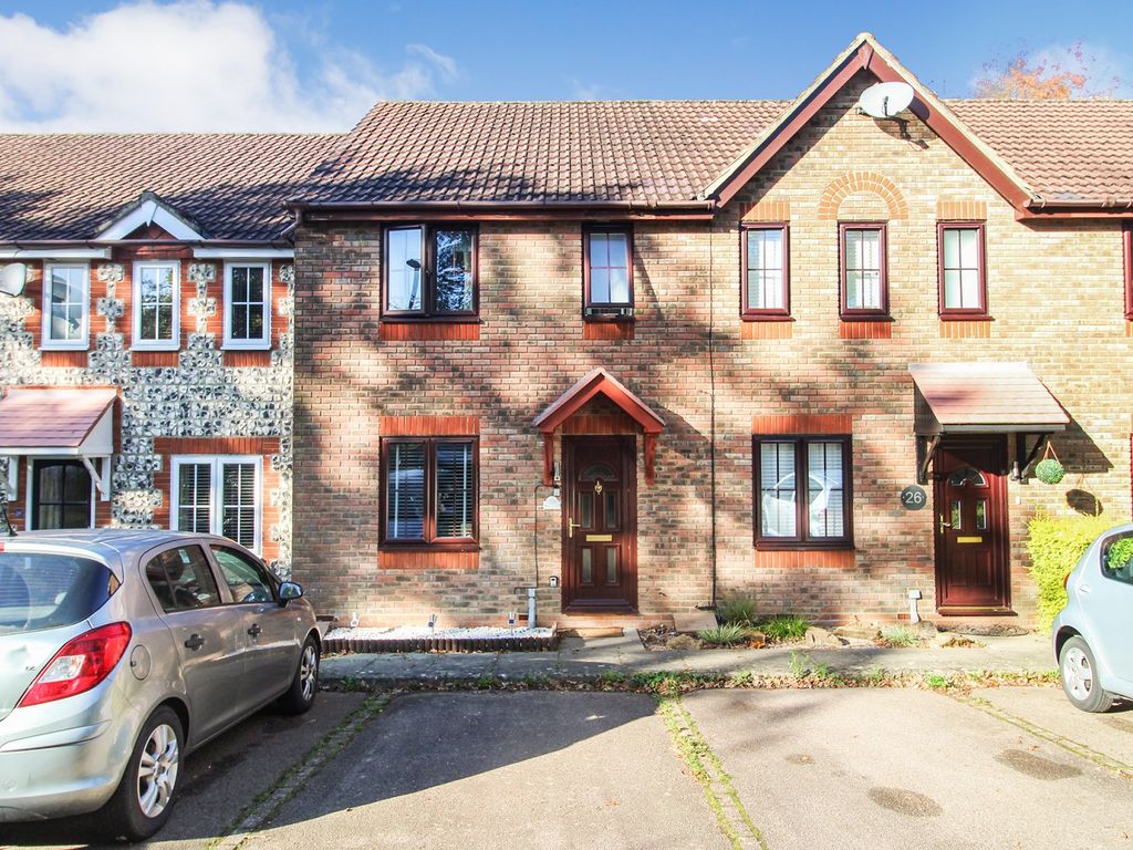 2 bed terraced house for sale in Bellamy Road, Maidenbower, Crawley