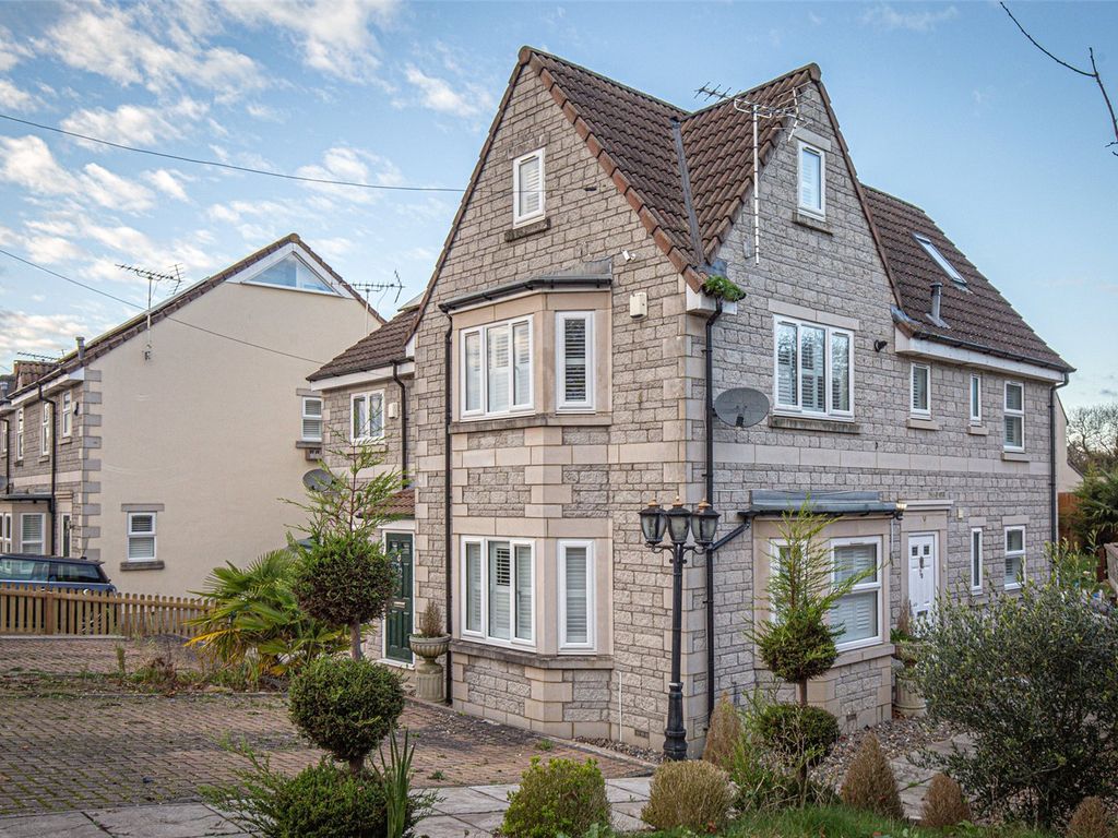 4 bed semidetached house for sale in Holly Lodge Road, Speedwell