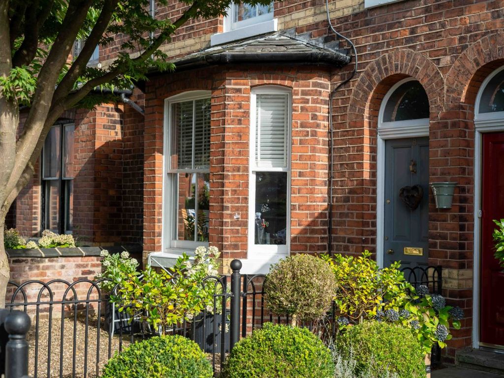 4 bed terraced house for sale in Bexton Road, Knutsford WA16, £595,000