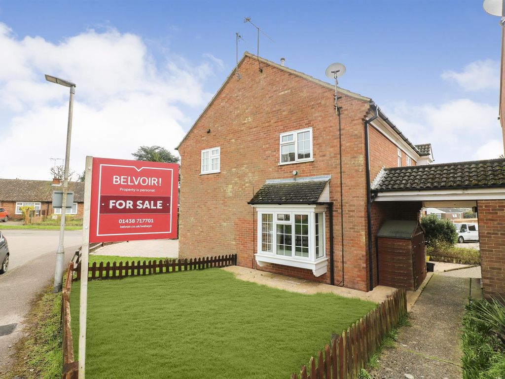 2 bed detached house for sale in Old School Close, Codicote, Herts SG4