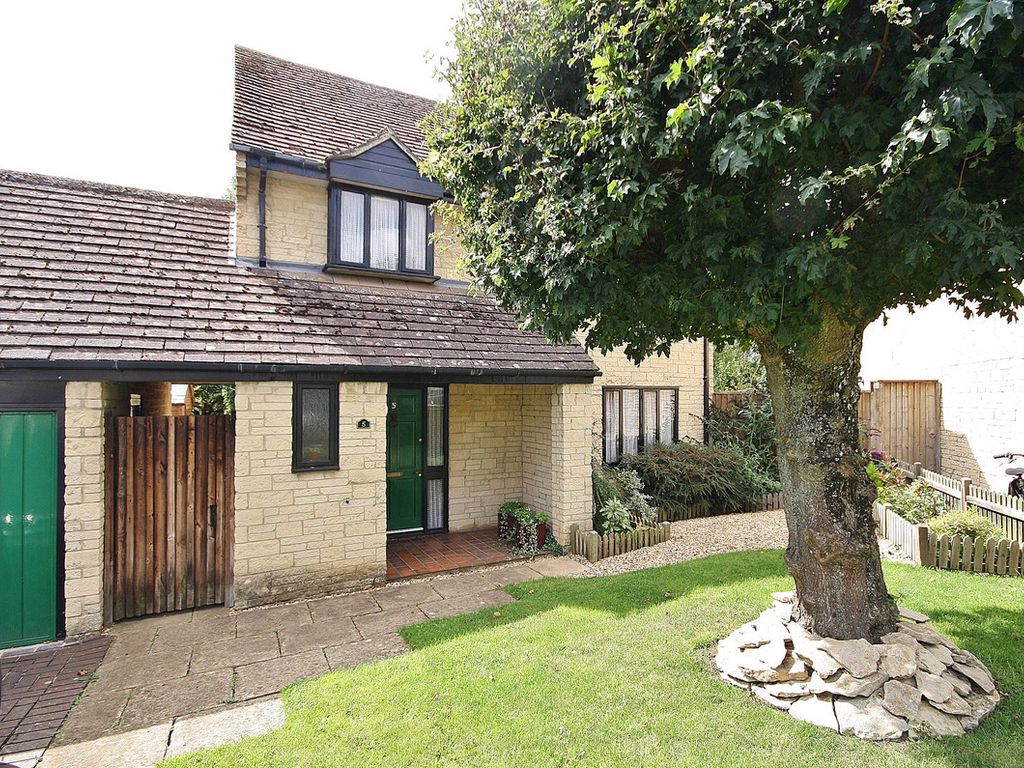 4 bed detached house for sale in Oxlease, Witney OX28, £550,000 Zoopla