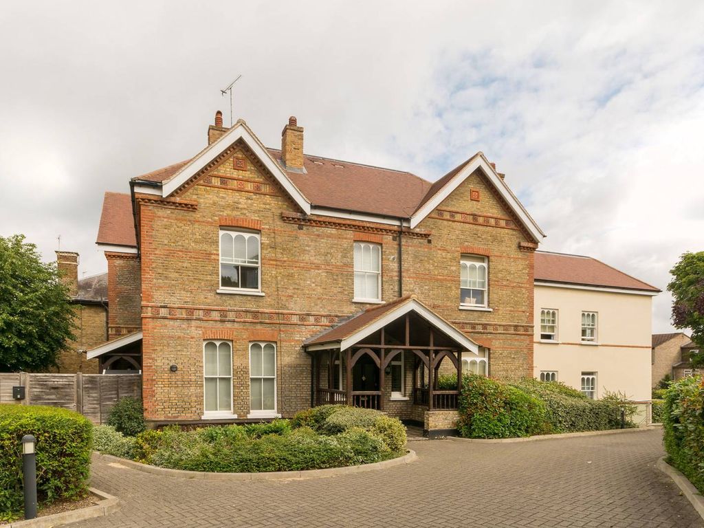 2 bed flat for sale in Castlebar Park, Ealing, London W5, £650,000 Zoopla