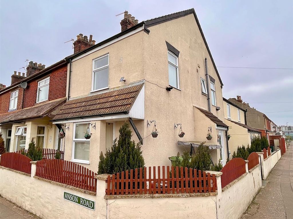 2 bed end terrace house for sale in Wolseley Road, Great Yarmouth NR31