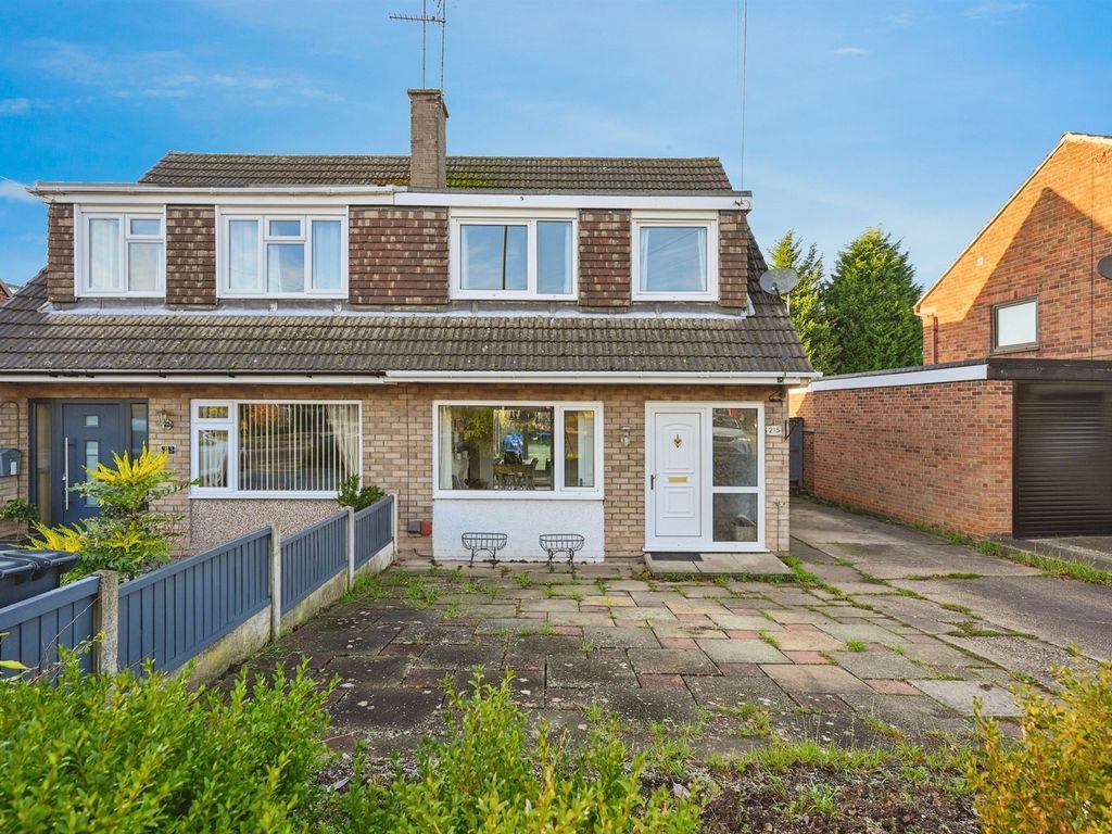 3 bed semidetached house for sale in Birchover Way, Allestree, Derby