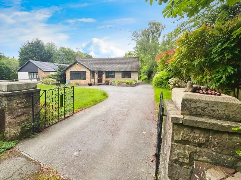 4 bed detached bungalow for sale in Chester Close, Ponteland, Newcastle