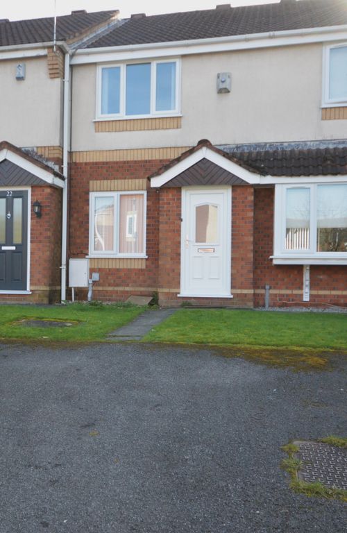 2 bed terraced house to rent in Kings Close, Prestwich M25, £950 pcm