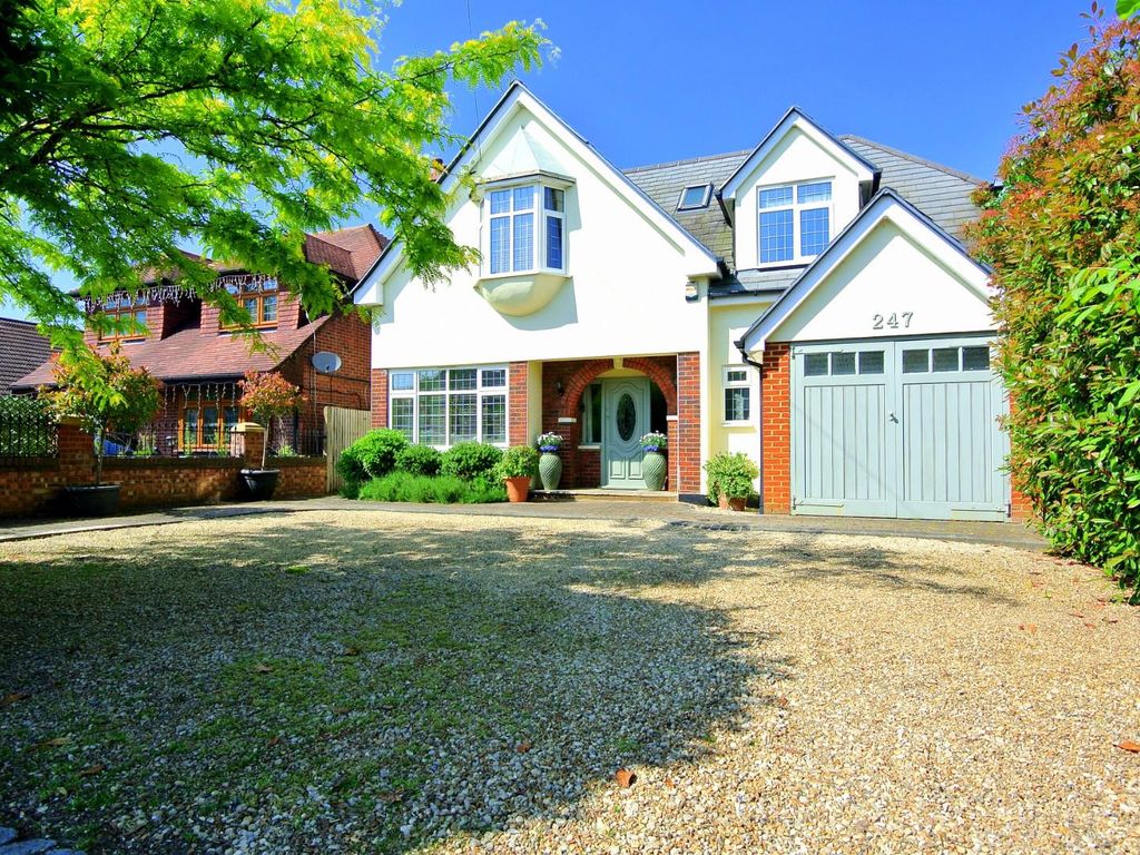 4 bed detached house for sale in Feltham Hill Road, Ashford TW15, £965,000 Zoopla