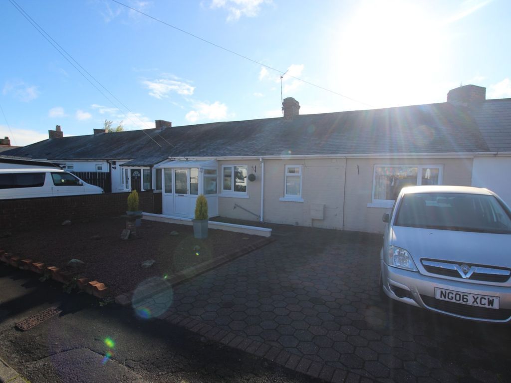 3 bed bungalow for sale in The Bungalows, Tanfield Lea, Stanley, Durham