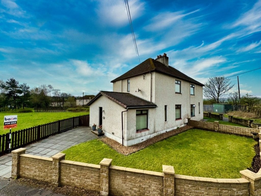 3 bed semidetached house for sale in Smith Avenue, Glengarnock, Beith