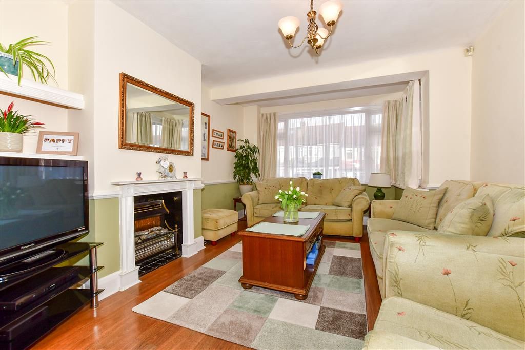 4 bed terraced house for sale in Castlemaine Avenue, Gillingham, Kent