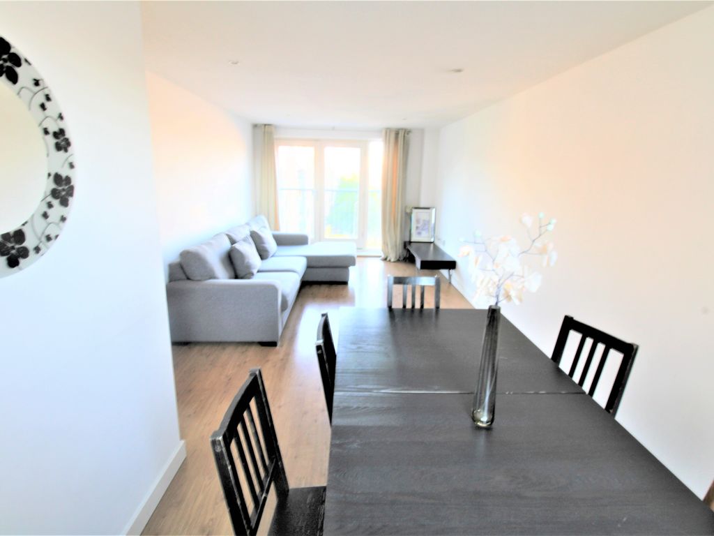 2 bed flat to rent in Heathfield Court, 248 Tredegar Road, London E3, £2,000 pcm Zoopla