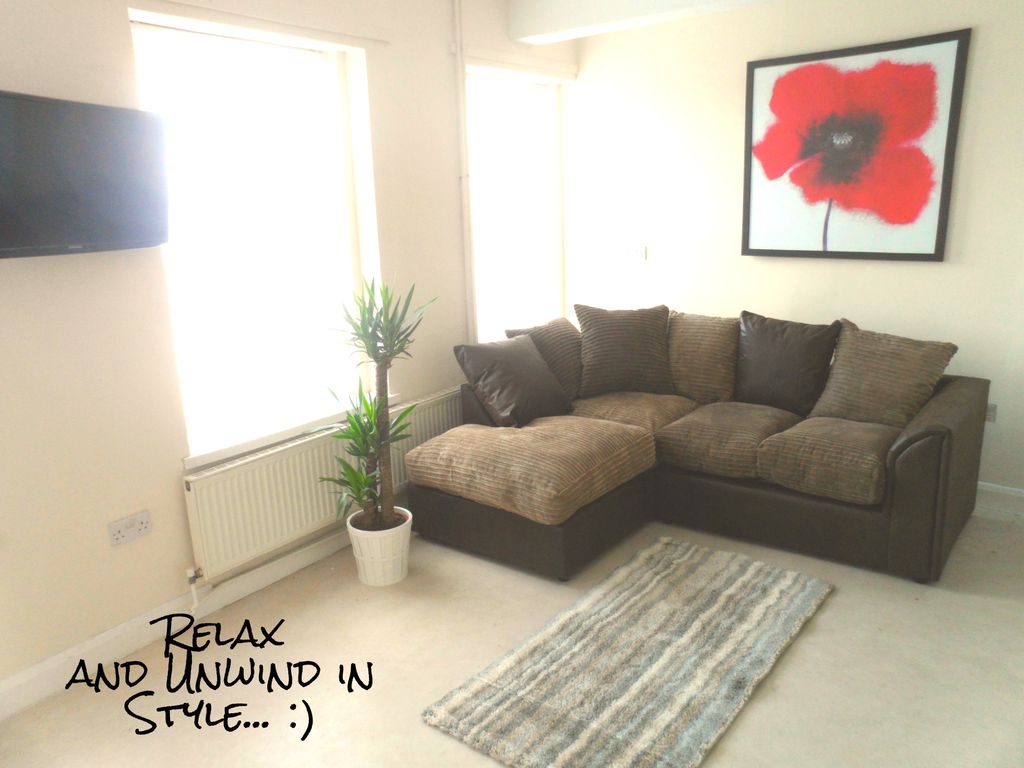 Room to rent in Smethwick High Street, Smethwick, Birmingham, West