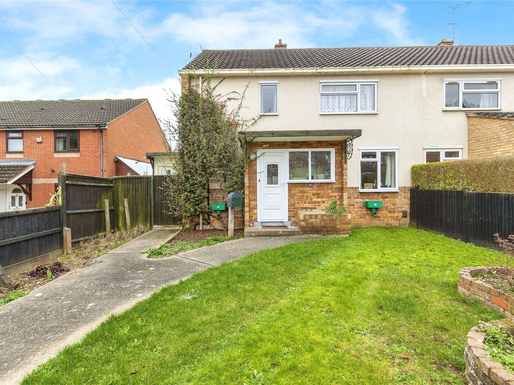 3 bed semidetached house for sale in Fane Way, Maidenhead, Berkshire