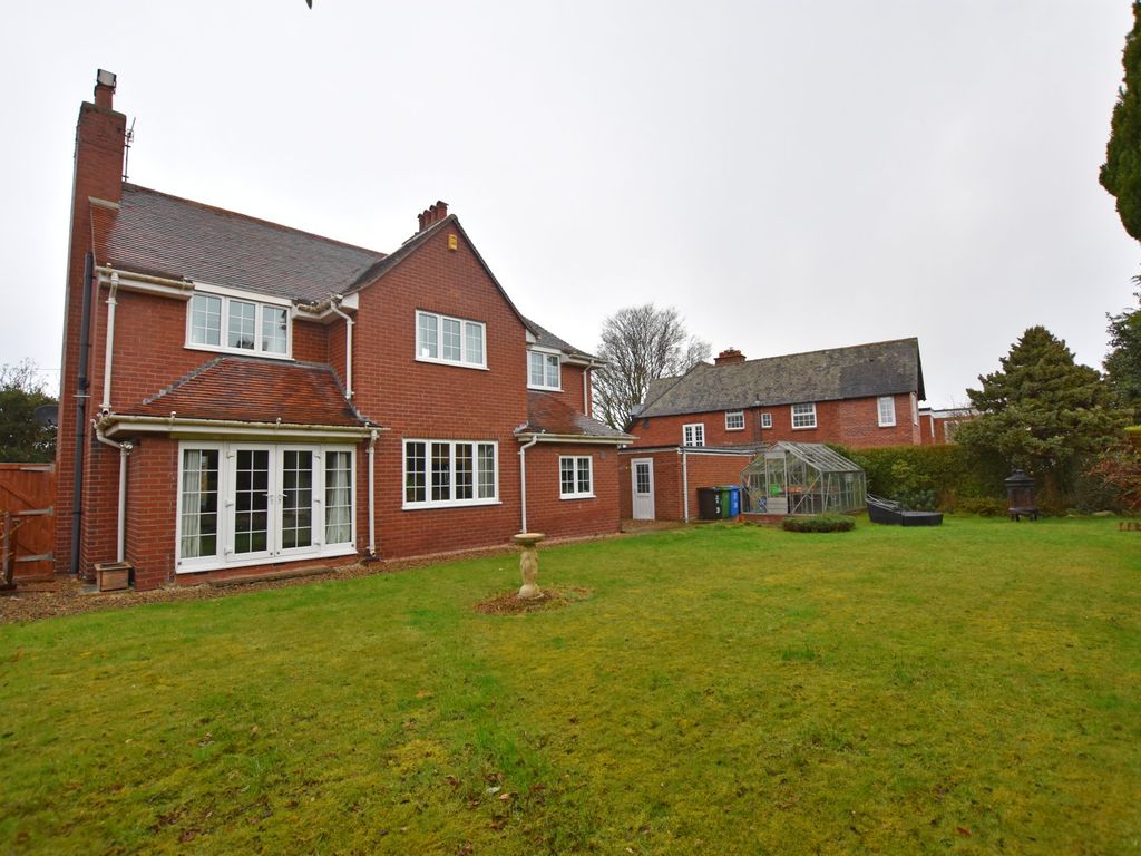 4 bed detached house for sale in Hackness Road, Newby, Scarborough YO12
