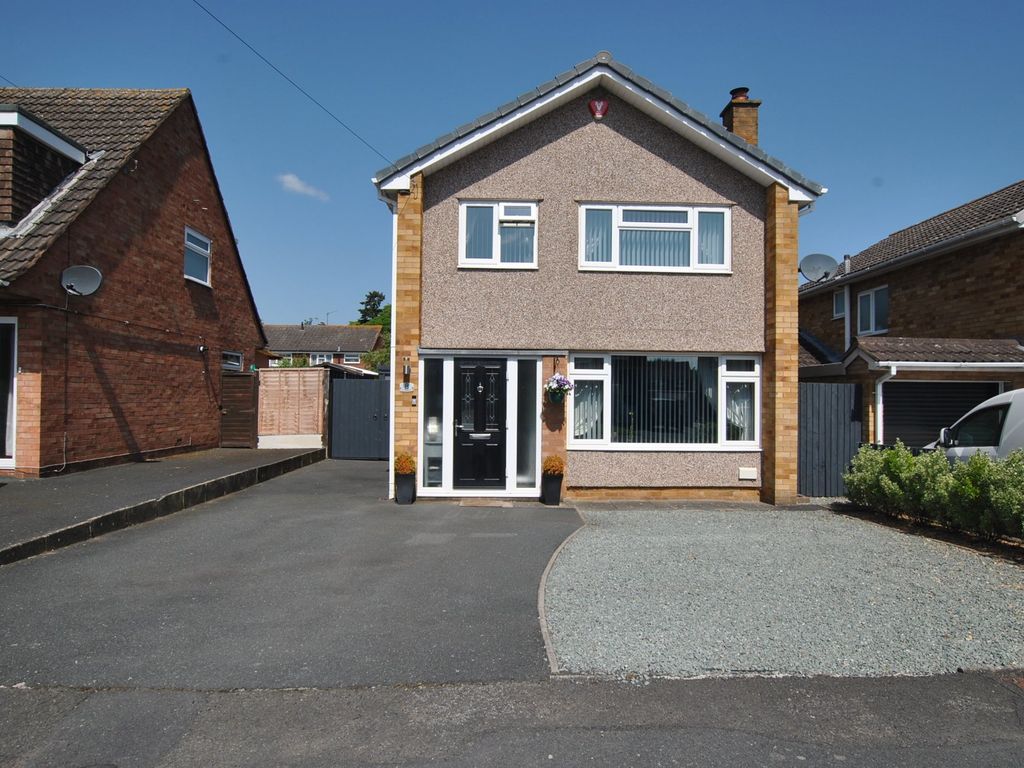 3 bed detached house for sale in Elm Park Drive, Wellington, Telford