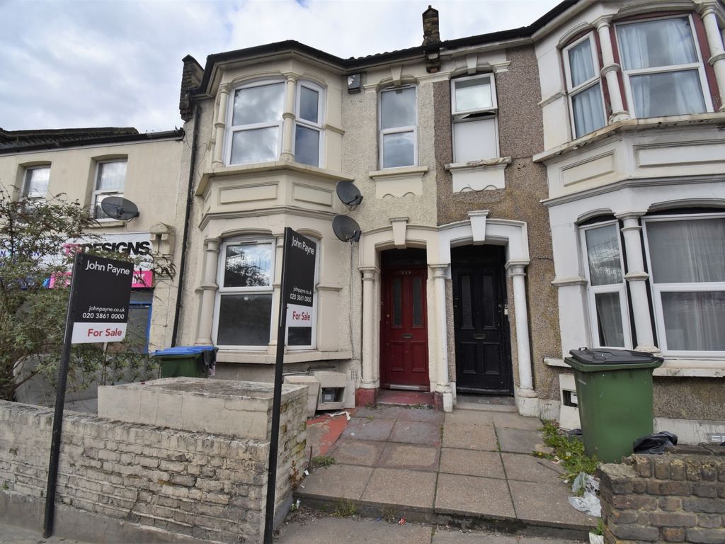 3 bed flat for sale in Plumstead High Street, London SE18 Zoopla
