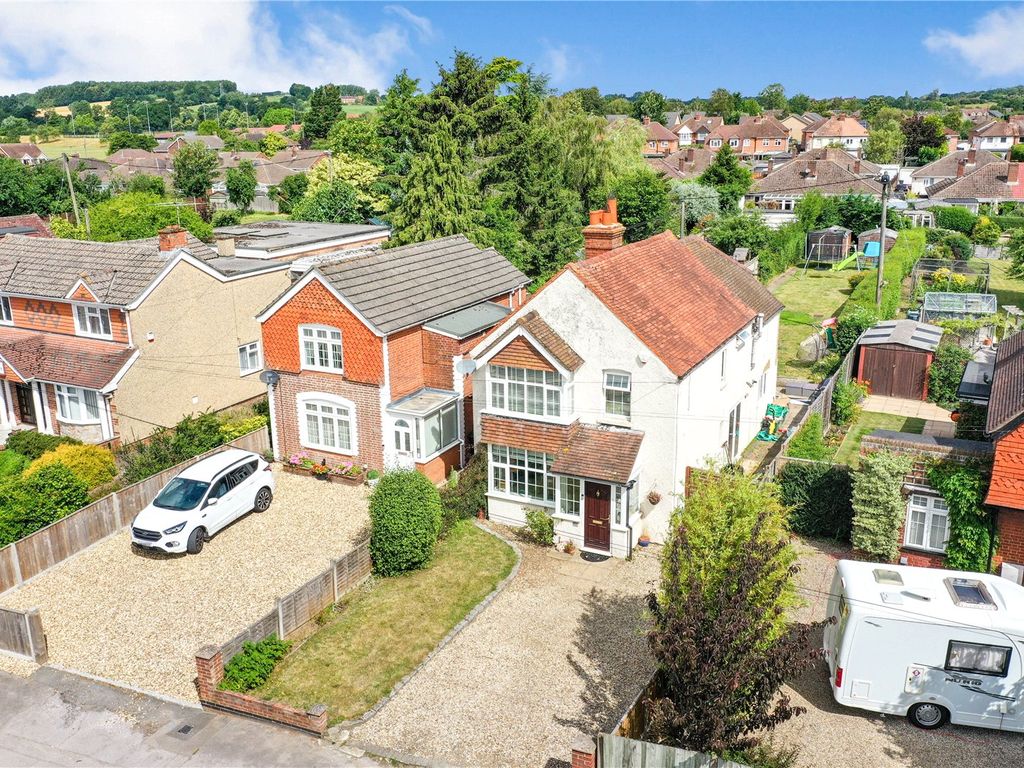 4 bed detached house for sale in Bath Road, Thatcham, Berkshire RG18 Zoopla