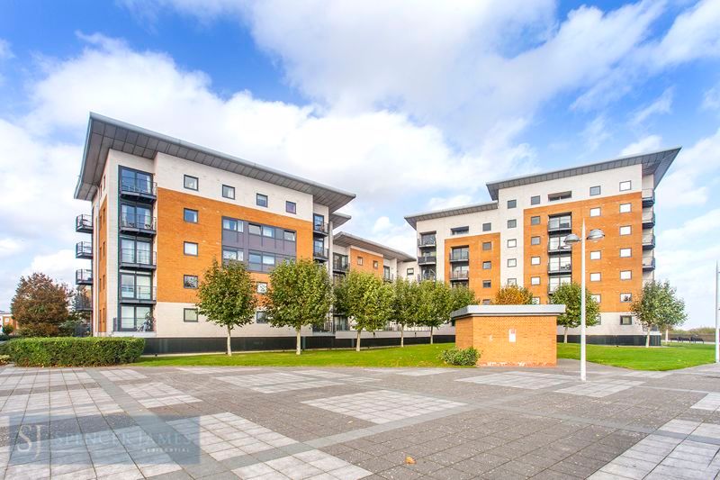 2 bed flat to rent in Inverness Mews, London E16, £1,900 pcm Zoopla