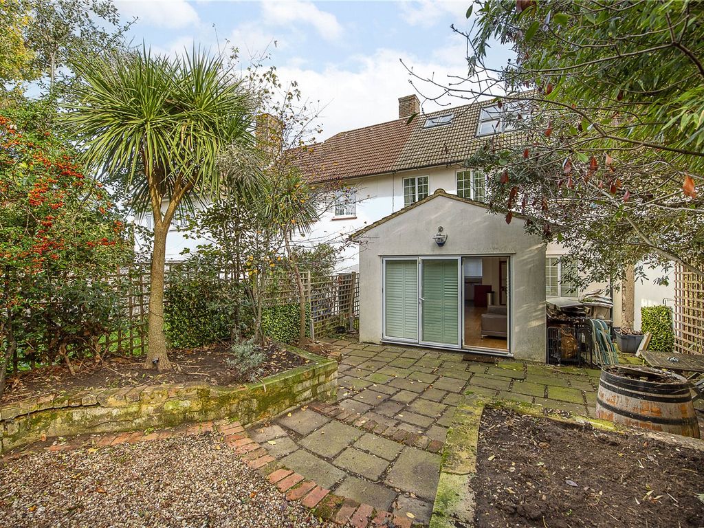 Huntingfield Road London SW15  