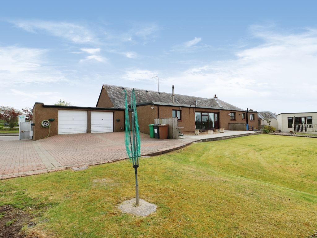 4 bed detached bungalow for sale in Main Street, Crossgates KY4 Zoopla