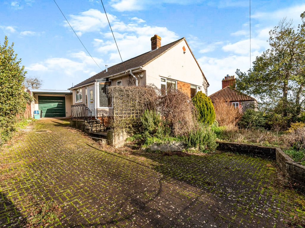 2 bed bungalow for sale in Hollow Lane, WestonSuperMare, Somerset
