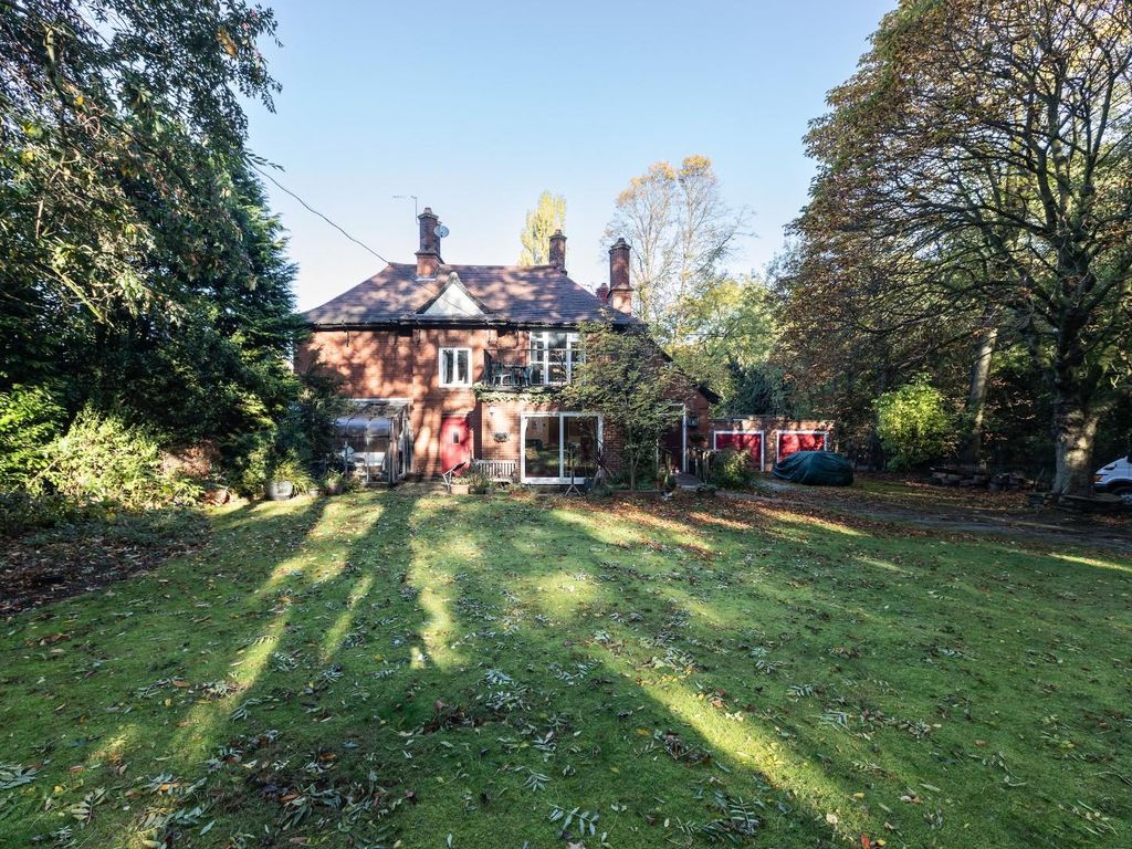 4 bed detached house for sale in Redhill Road, Castleford WF10 Zoopla