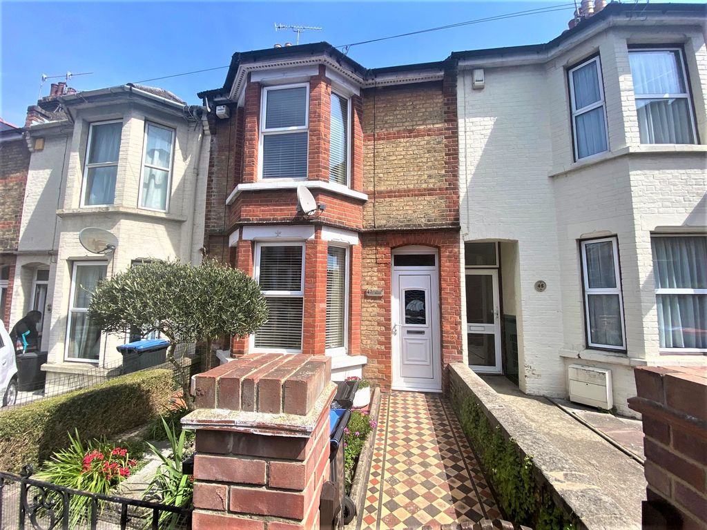 3 bed terraced house for sale in Margate Road, Ramsgate CT11 Zoopla