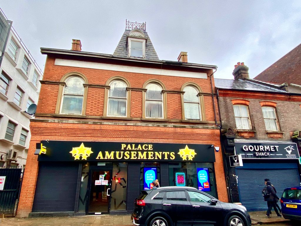 10-12 Chapel Street, Luton, Bedfordshire LU1  