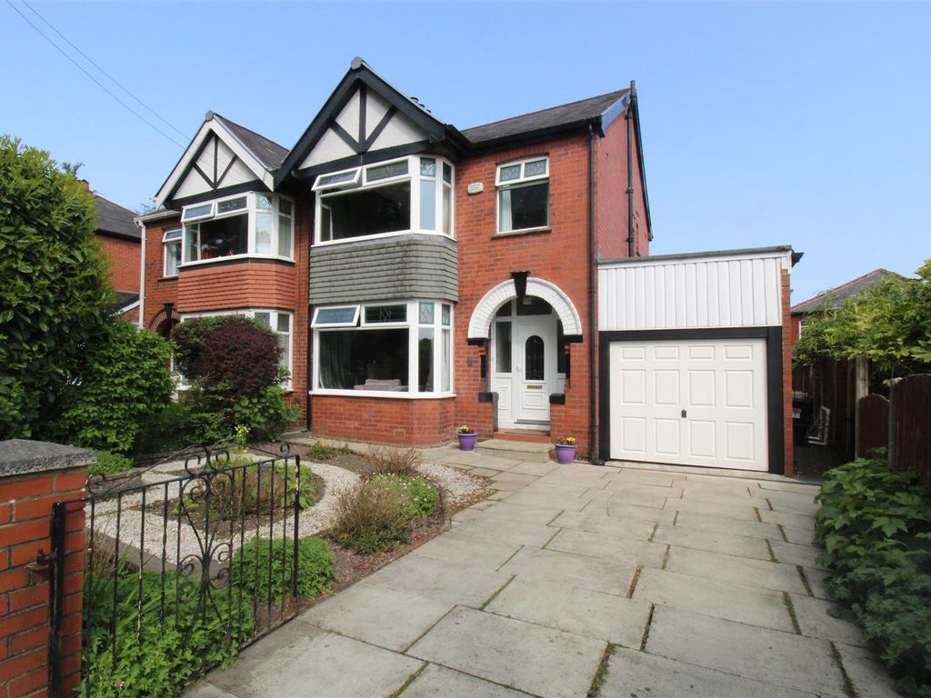 3 bed semidetached house for sale in New Church Road, Smithills