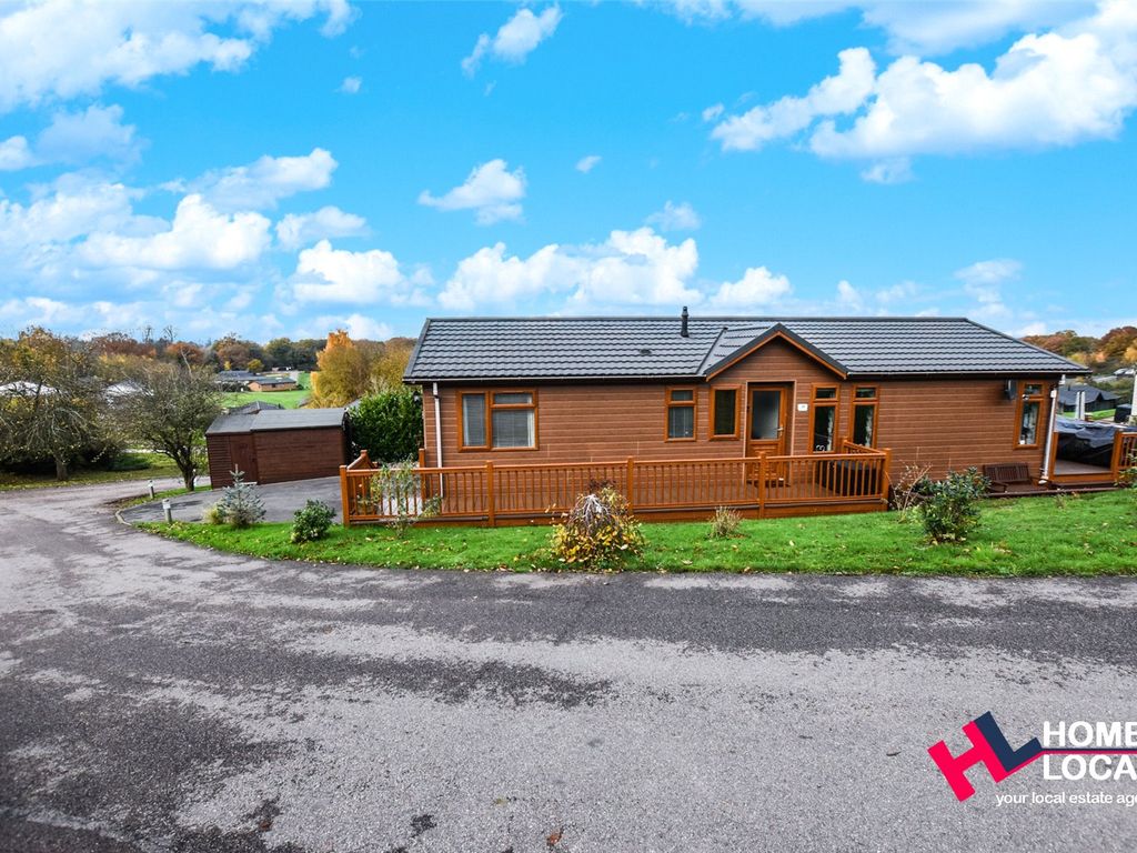 2 bed bungalow for sale in The Warren Estate, Woodham Walter, Maldon, Essex CM9 Zoopla