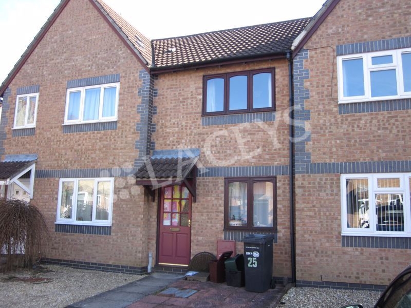 2 bed terraced house to rent in Horton Close, Yeovil BA21, £925 pcm