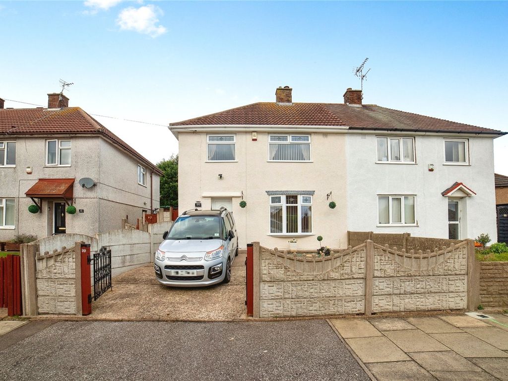 3 bed semidetached house for sale in Beck Crescent, Mansfield