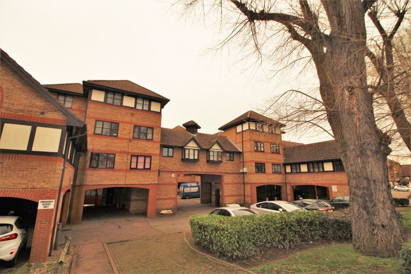 2 bed flat for sale in Somerset Gardens, Creighton Road N17 Zoopla