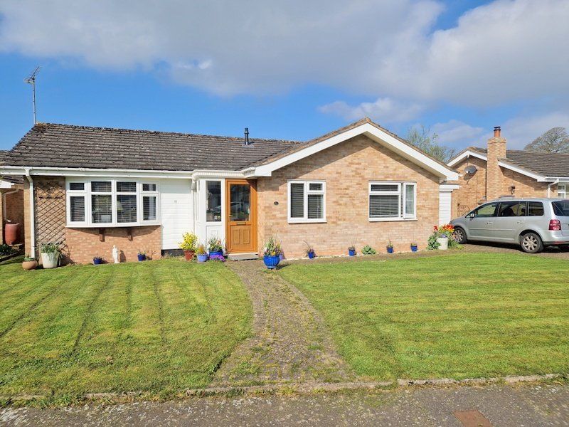 3 bed bungalow for sale in Clyst Valley Road, Clyst St. Mary, Exeter EX5 Zoopla