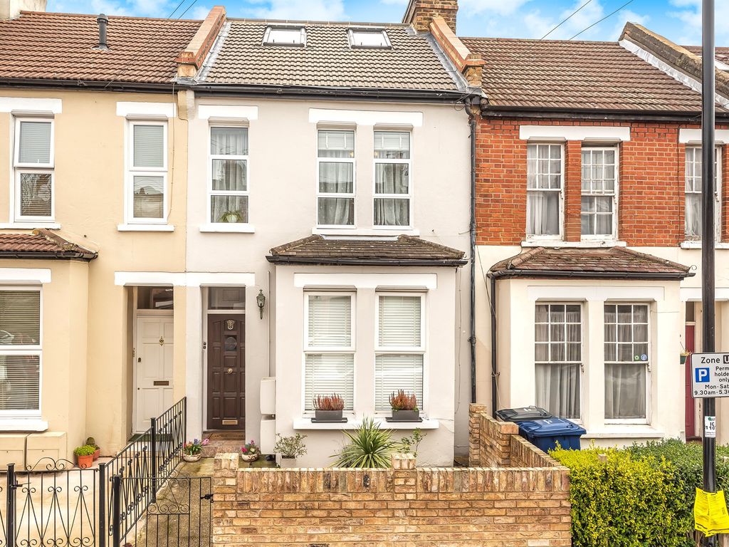 3 bed flat for sale in Connaught Road, London W13, £575,000 Zoopla