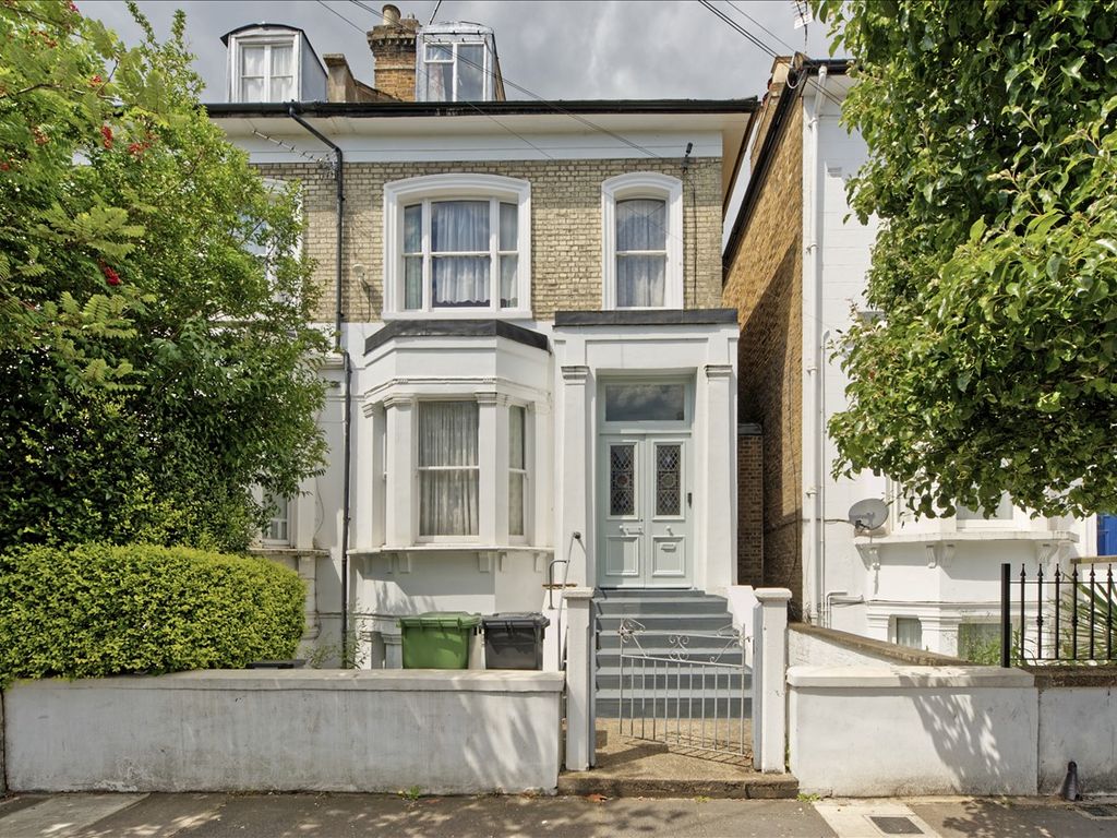 4 bed property for sale in Percy Road, London W12, £1,500,000 Zoopla