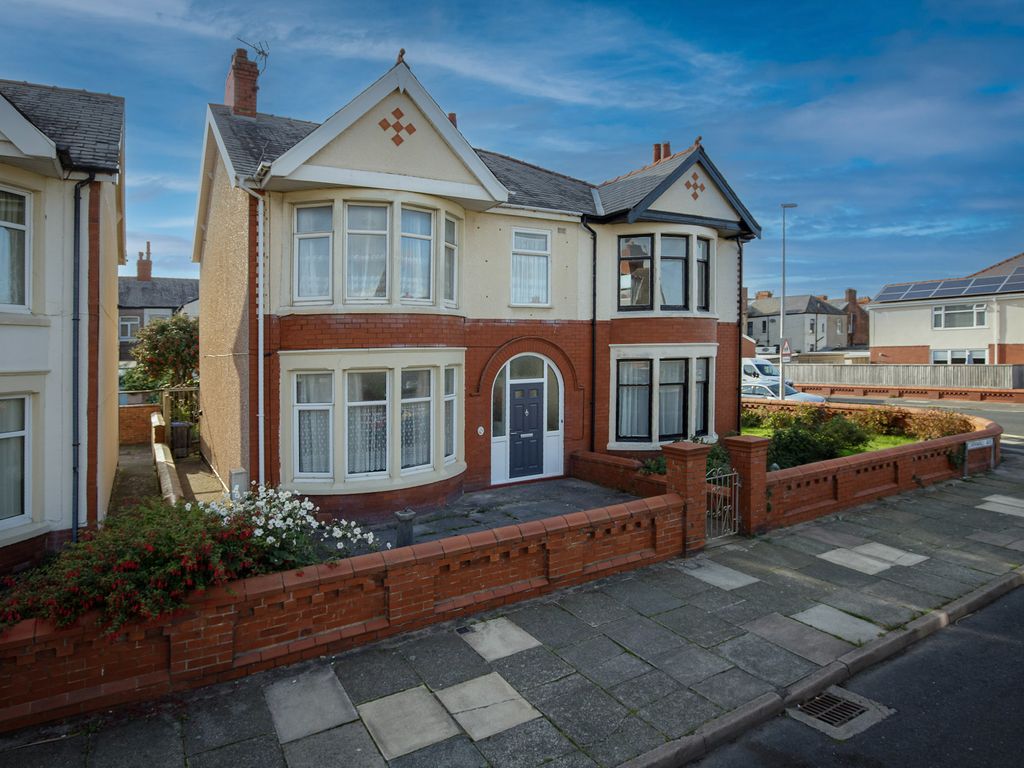 3 bed semidetached house for sale in Cornwall Avenue, Bispham